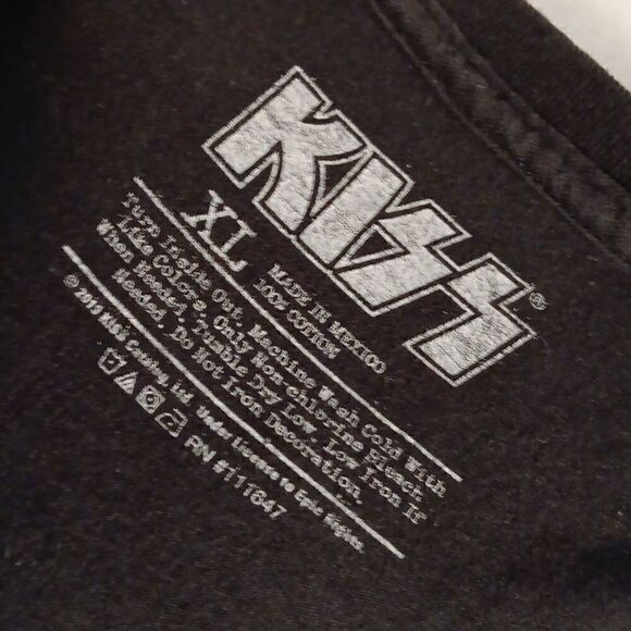 Kiss Destroyer Men's Tee - Picture 4 of 5